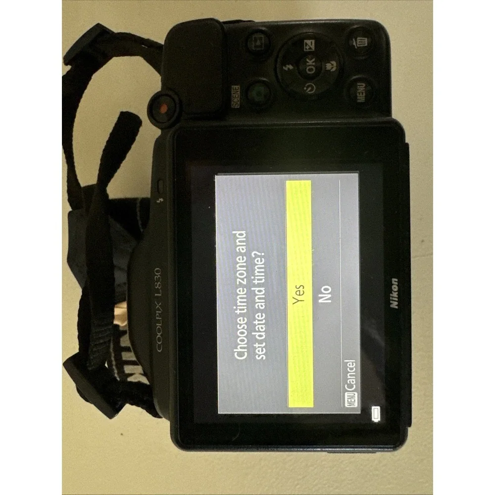 Nikon COOLPIX L830 Black 16.0MP Nikkor 34x Wide Optical Zoom ED VR Camera Works!